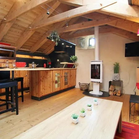 Gite Romantique Avec Terrasse Et Poele A Bois, Ideal Pour Couple - Fr-1-582-29 *