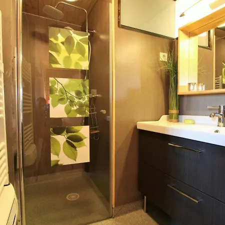 Vakantiehuis Gite Romantique Avec Terrasse Et Poele A Bois, Ideal Pour Couple - Fr-1-582-29 *