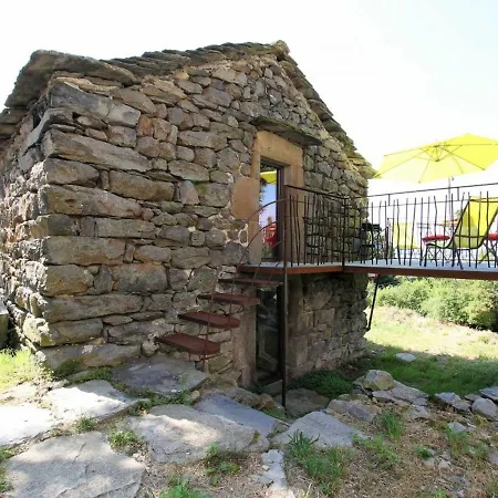 Vakantiehuis Gite Romantique Avec Terrasse Et Poele A Bois, Ideal Pour Couple - Fr-1-582-29 *