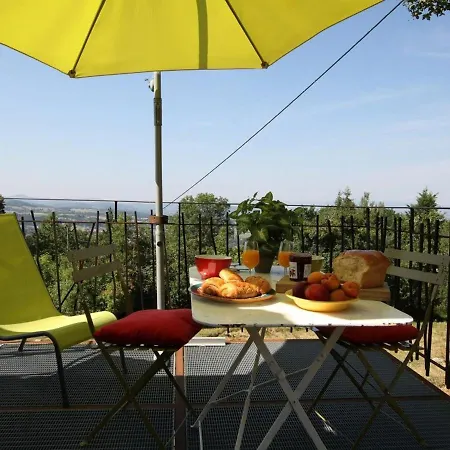Gite Romantique Avec Terrasse Et Poele A Bois, Ideal Pour Couple - Fr-1-582-29 * Saint-Julien-Chapteuil